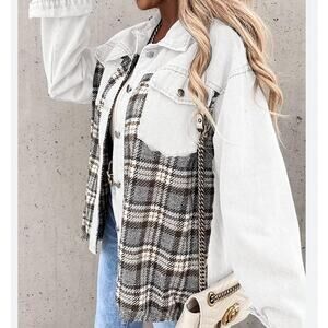 Women’s Plaid‎ Denim Shacket Oversized Button Down Jacket Size Small
